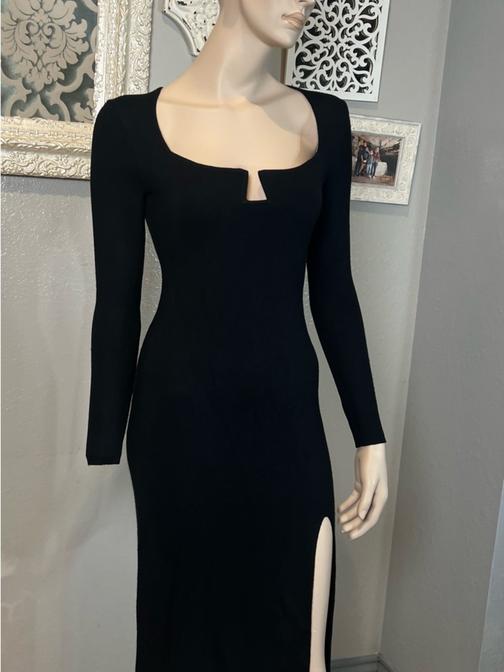 Abercrombie and Fitch Classic Black Long-Sleeve Midi Dress with Front Slit - Picture 6 of 12